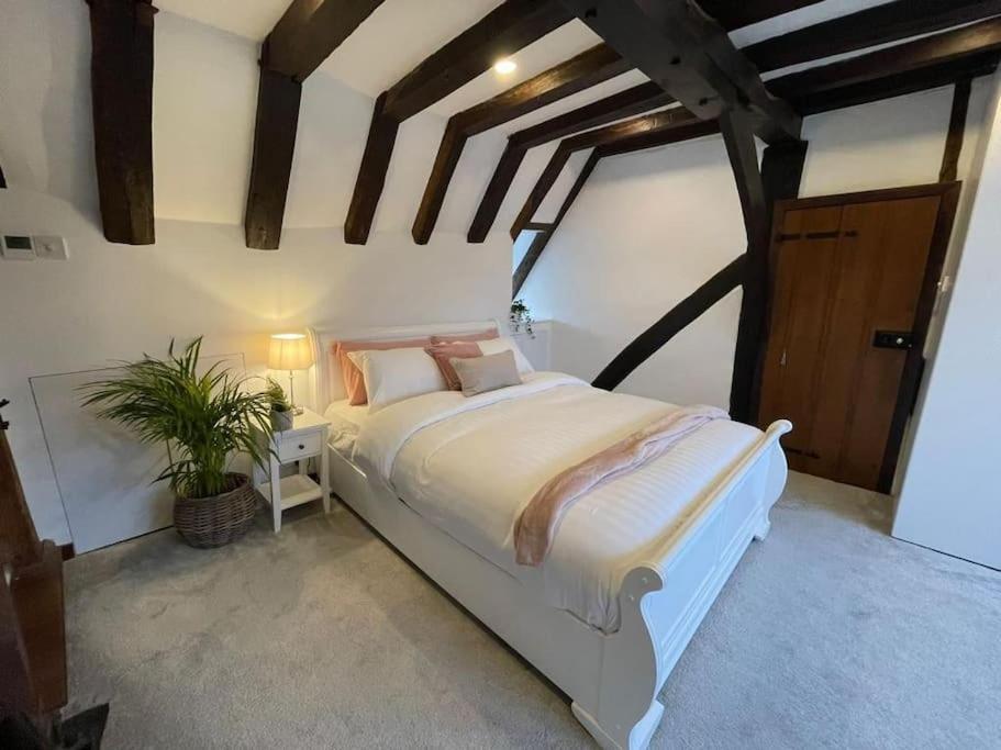 Rural Country Suites - Judge'S Lodge East Grinstead Eksteriør billede